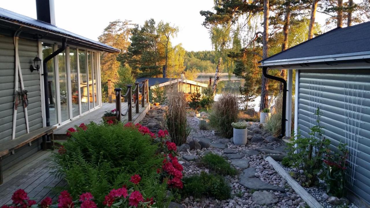 Äventyrscenter Hotel Mariestad Buitenkant foto