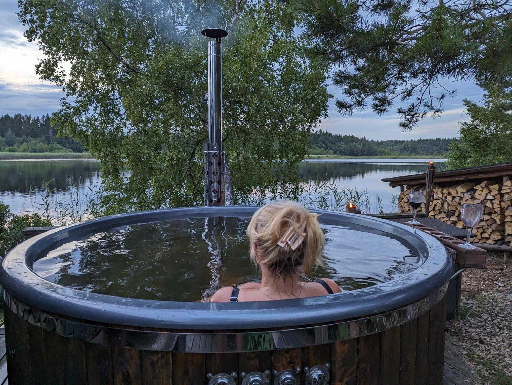 Äventyrscenter Hotel Mariestad Buitenkant foto